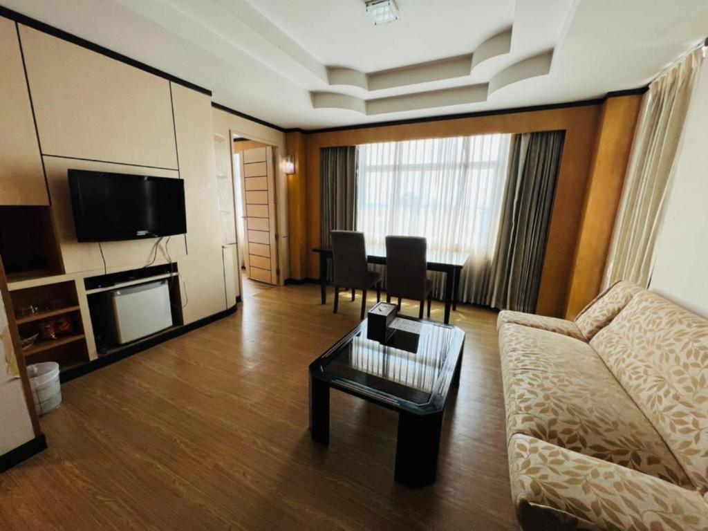 Western Grand Hotel Ratchaburi Ban Bang Kra Exterior foto