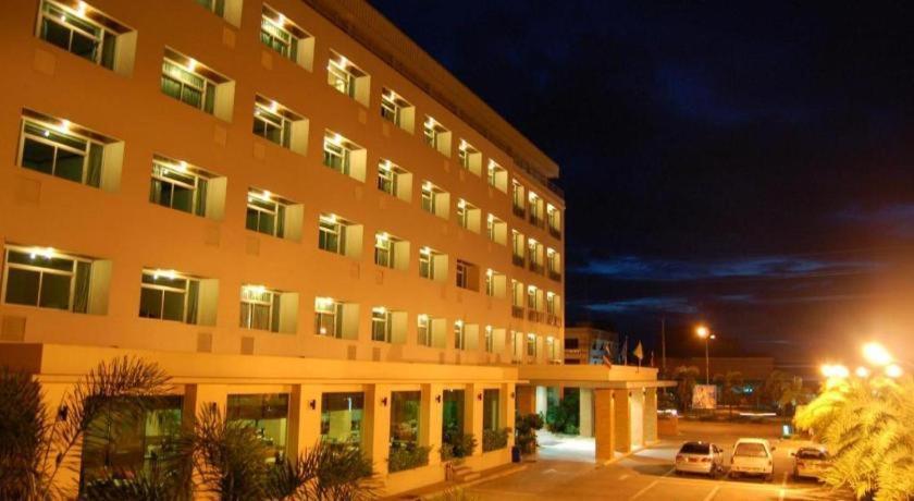 Western Grand Hotel Ratchaburi Ban Bang Kra Exterior foto